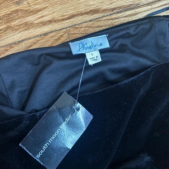 Abbeline Black midi skirt with lace feature size small - Picture 3 of 3